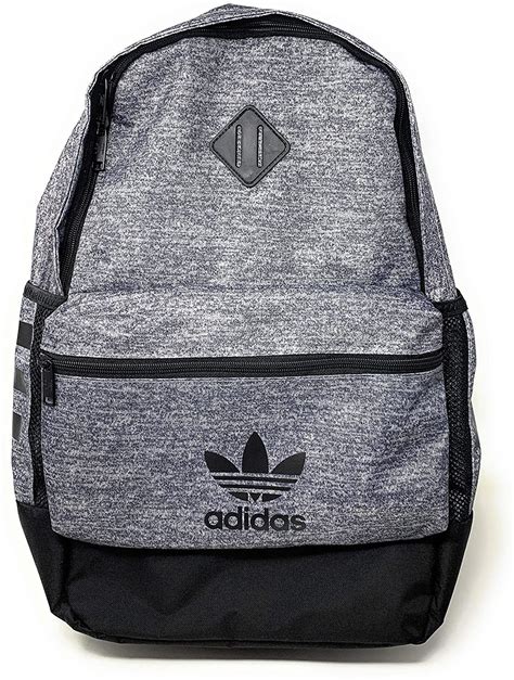 Amazon.com: Mochila Adidas.